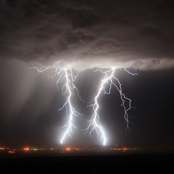 Few storms early, good portion of Illinois placed under heat