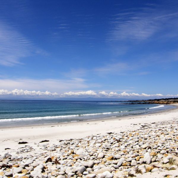 The picture of soft rocks and sands.