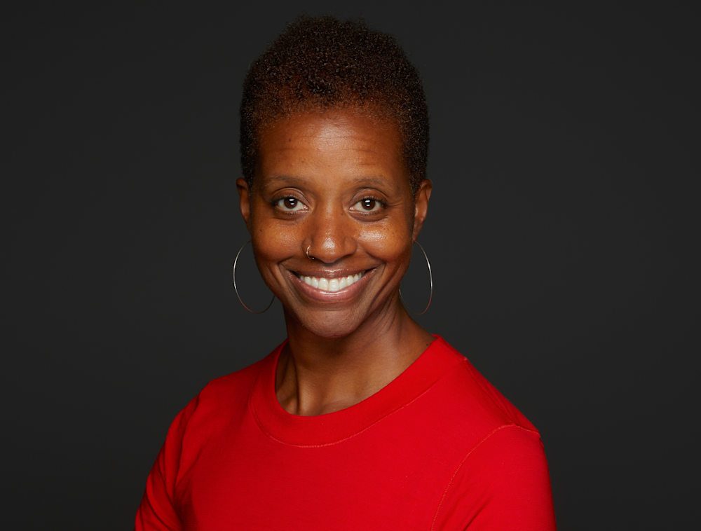 Headshot of Tara Roberts.