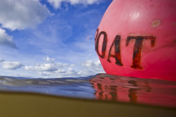 Picture of a buoy.