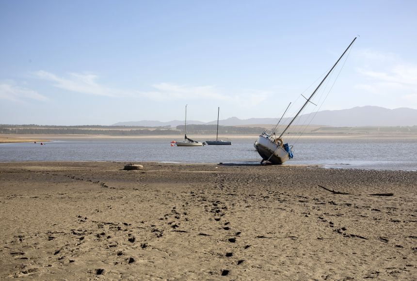 The water shortage of Cape Town, South Africa, is a visible problem in Villiersdorp by the Theewaterkloof dam.