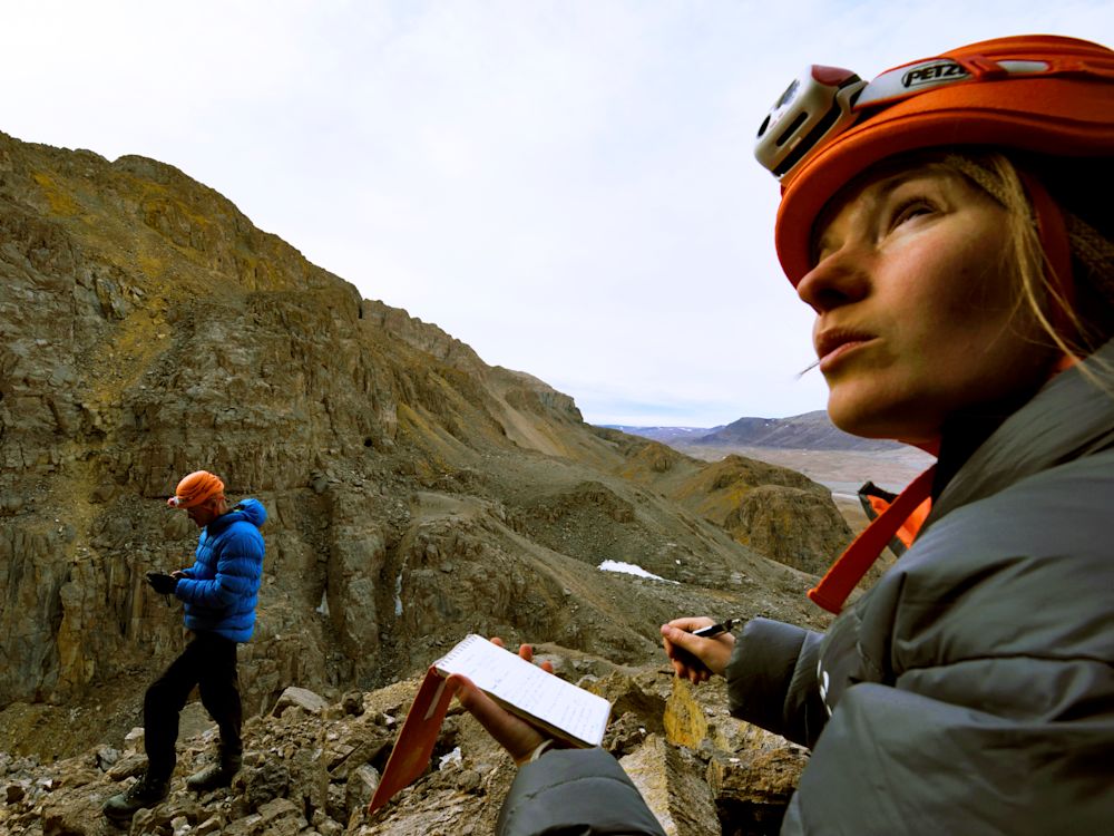 Social Media Storytelling