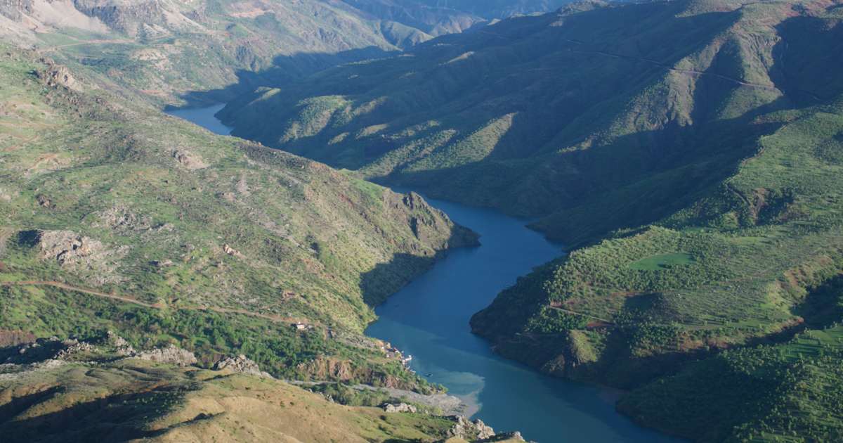 A Kurdish Photographer Records the Brutal Transformation of the Rivers ...