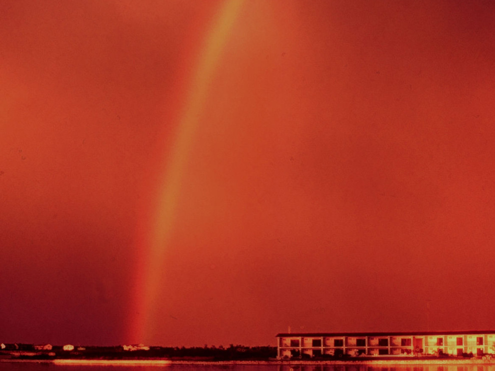 Rainbows are actually full circles. A physicist explains - Big Think