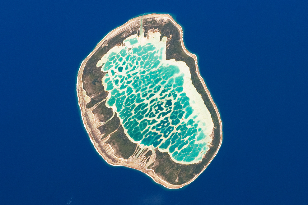 Atoll Reef Definition
