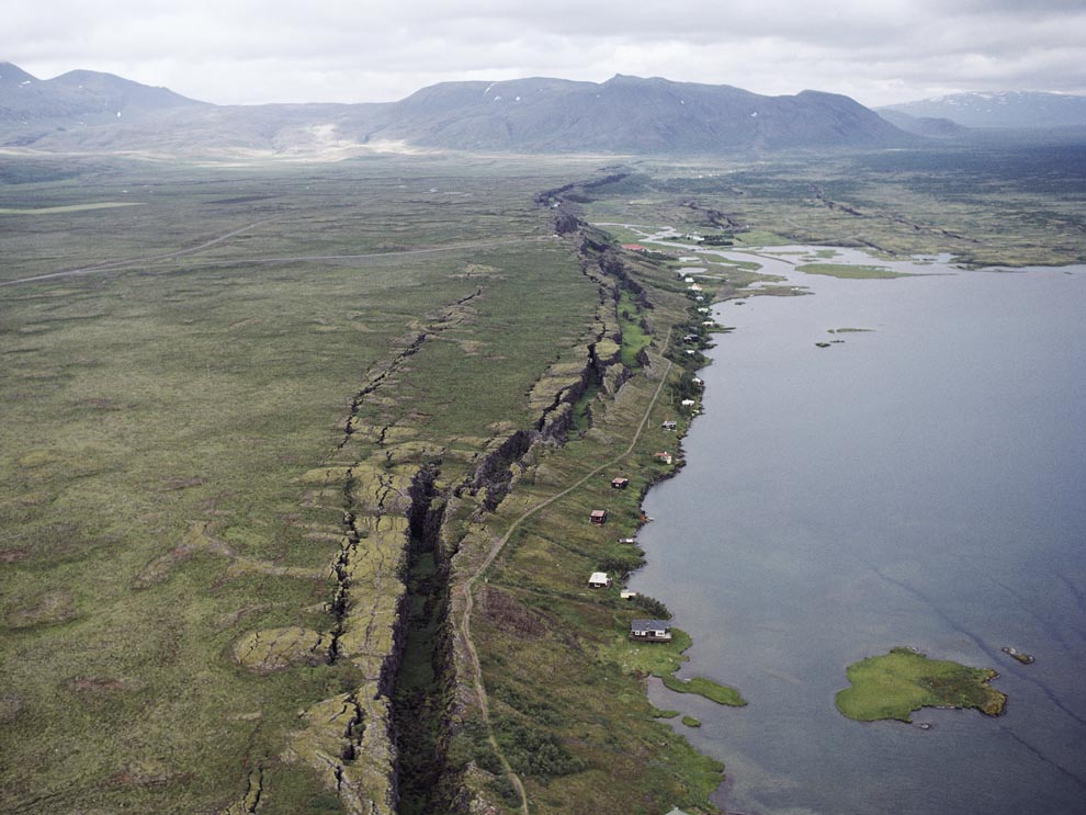 V-Shaped Valley - The Effects of Rivers on Land Formations