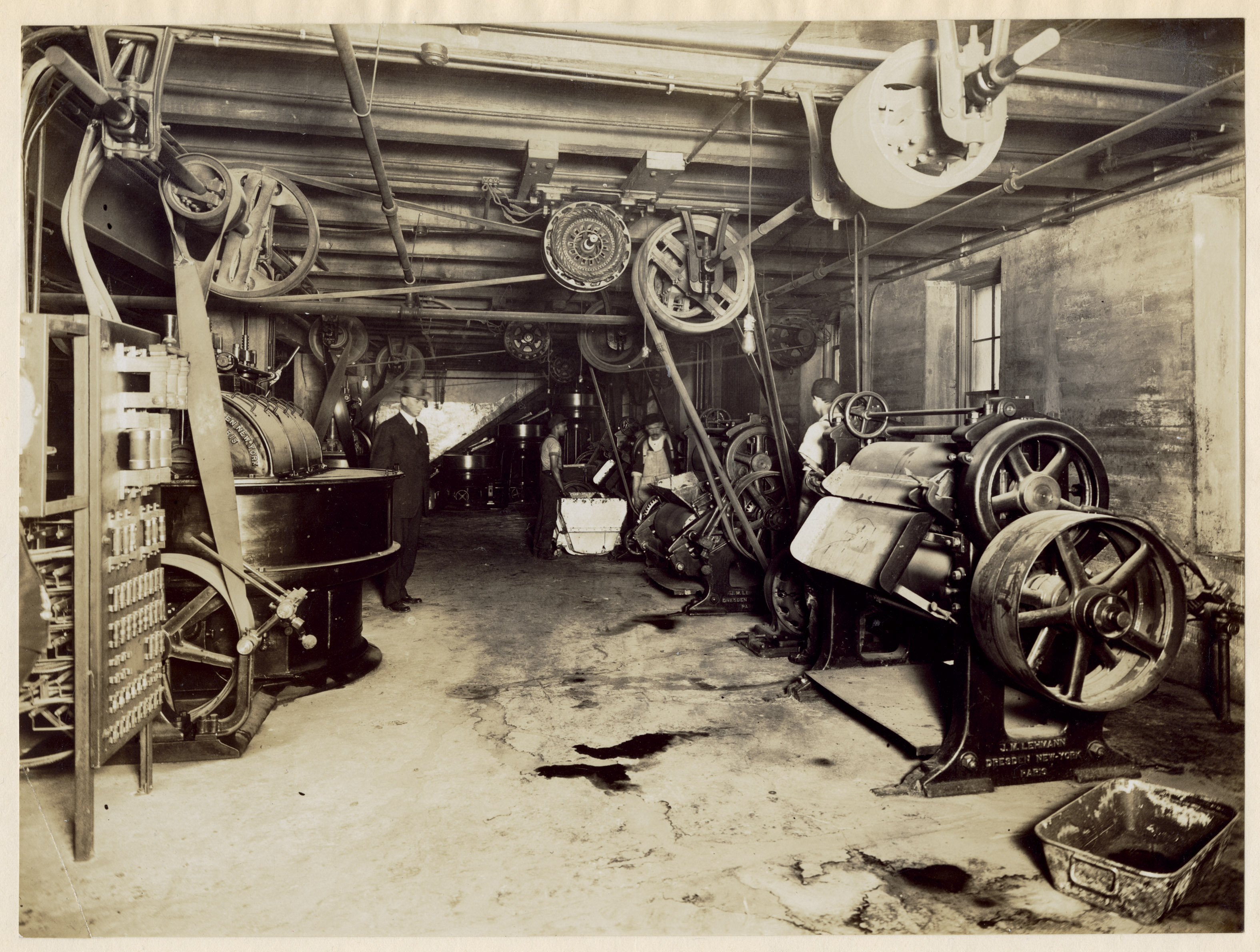 industrial revolution factories working conditions