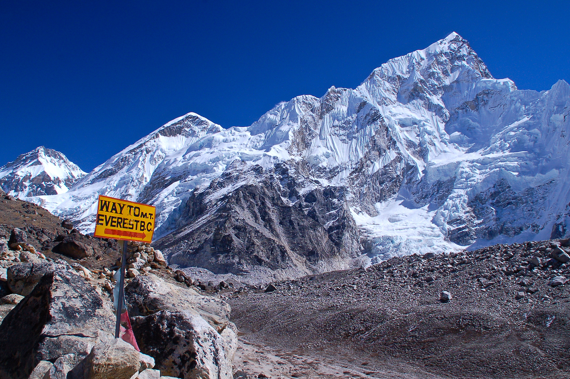 pomp Rijd weg Stijgen Mount Everest
